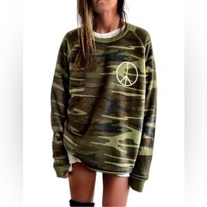 Wren and Glory - Playtime Camo Sweatshirt M New
